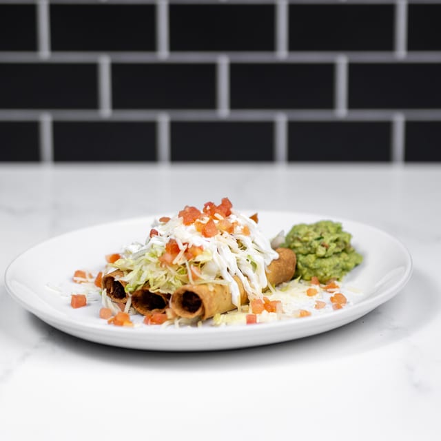 Taquitos Combinacion.