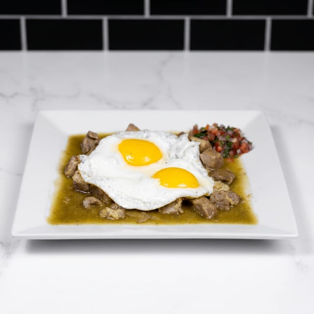 Huevos con Chili Verde.