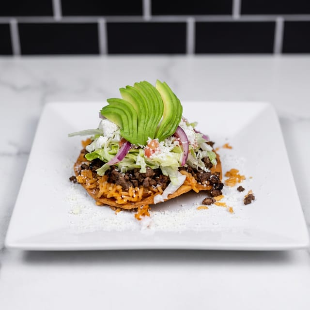 Tostada Tradicional.